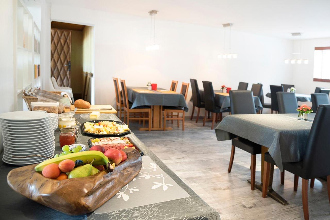 Hotel La Tgamona *